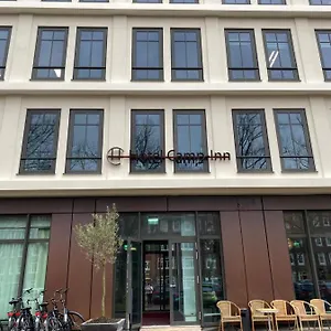 ** Otel Campin Hollanda